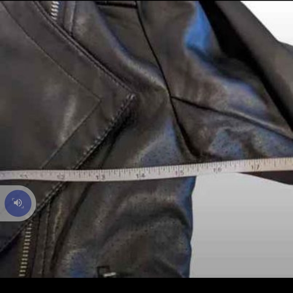 Suzy Shier Faux Leather Jacket Collarless Moto Style Black size Extra Small - Picture 3 of 4